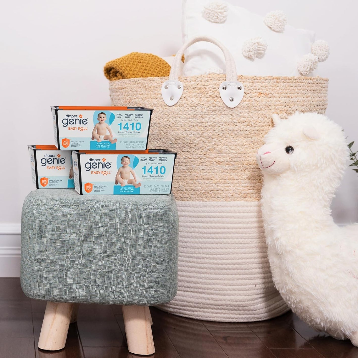 Diaper Genie Easy Roll Refill | 18 Bags per Refill | Holds up to 846 Newborn Diapers | Odor Control | Diaper Pail Refill Bags | Fits Diaper Genie Signature & Platinum Pails, Packaging May Vary