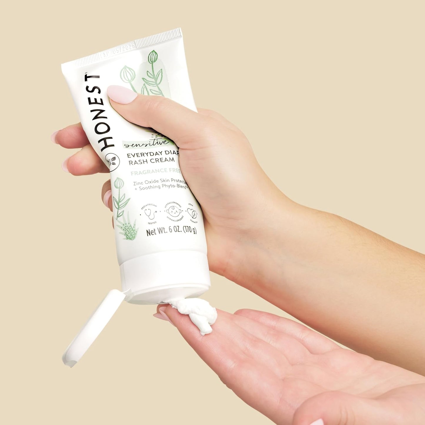 The Honest Company Hypoallergenic Diaper Rash Cream, Moisturizing, Calming Zinc Oxide Ointment, NEA Recognized Cruelty-Free, 2.5 Oz